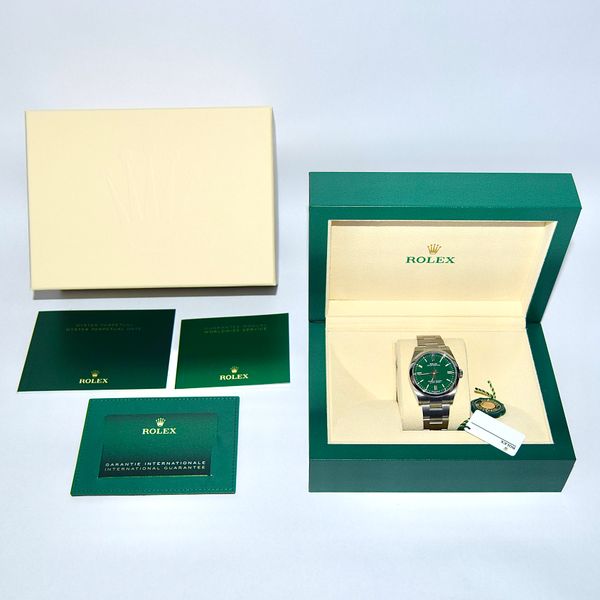 Rolex Oyster Perpetual 126000